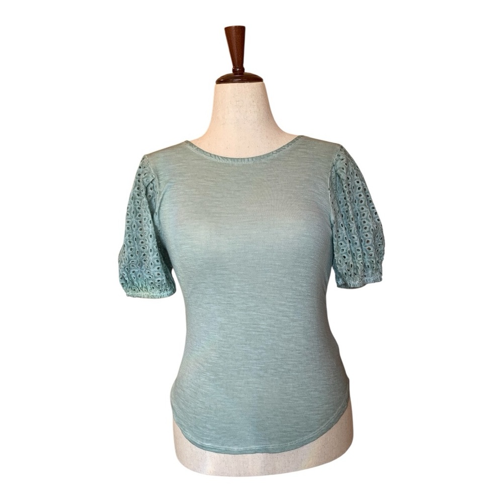 Cupio Women's Sage Green Round Neck Top Blouse Eyelet‎ Short Sleeves Size XS
